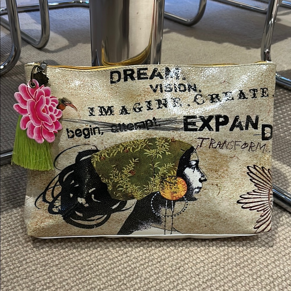 Papaya Cream and Green Folio Bag with Vintage Design